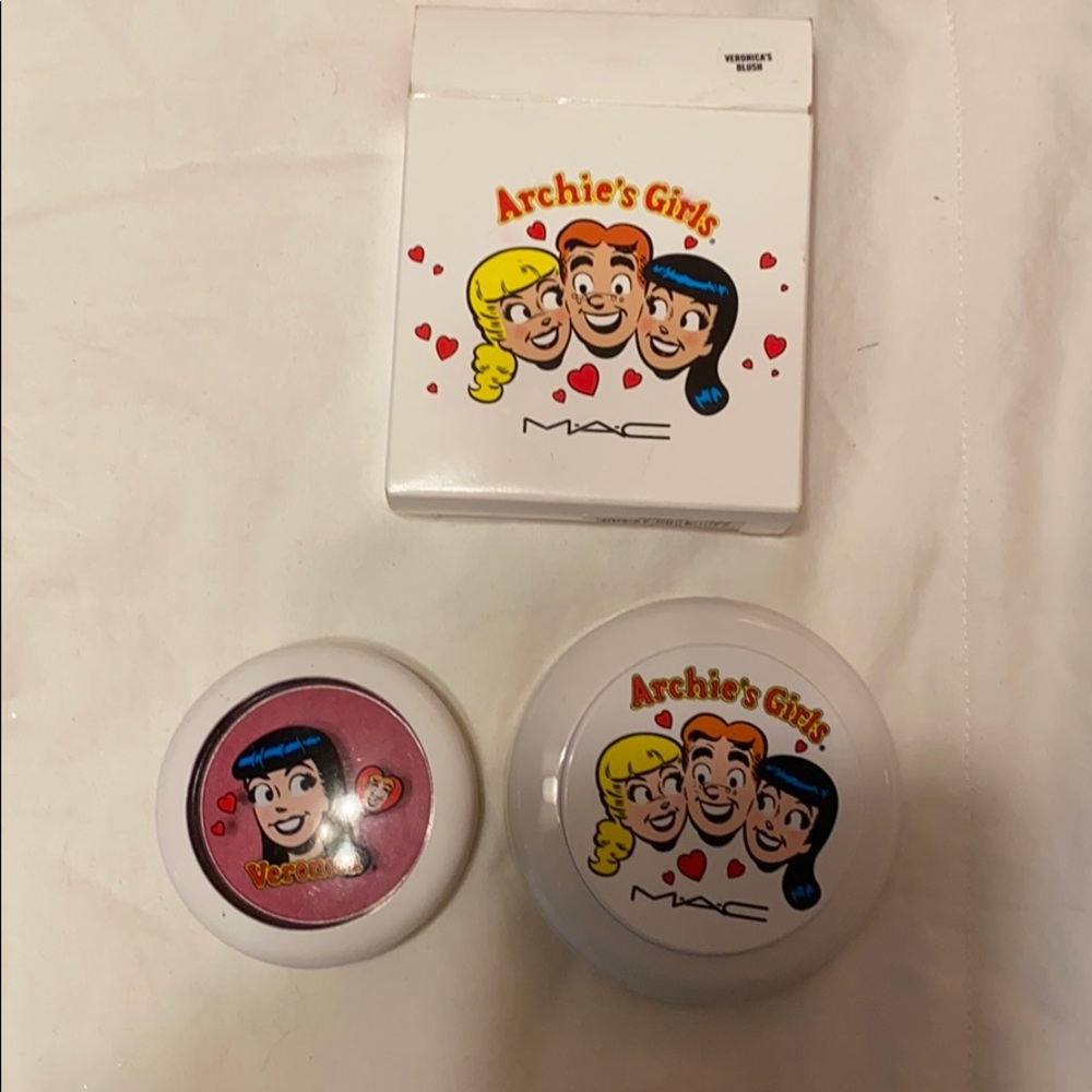 MAC limited edition blush and highlight.